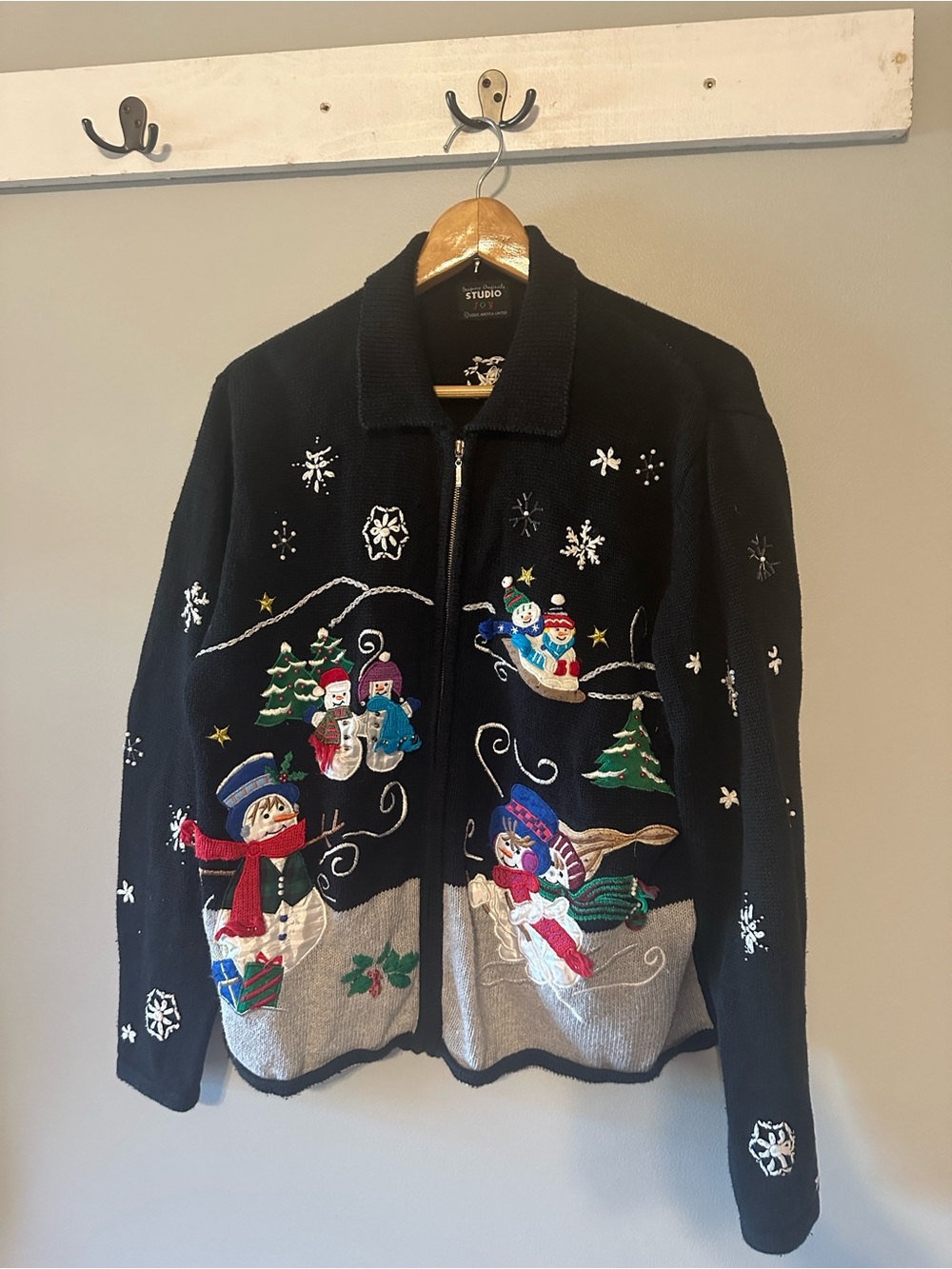Vintage Black Christmas Sweater Y2K